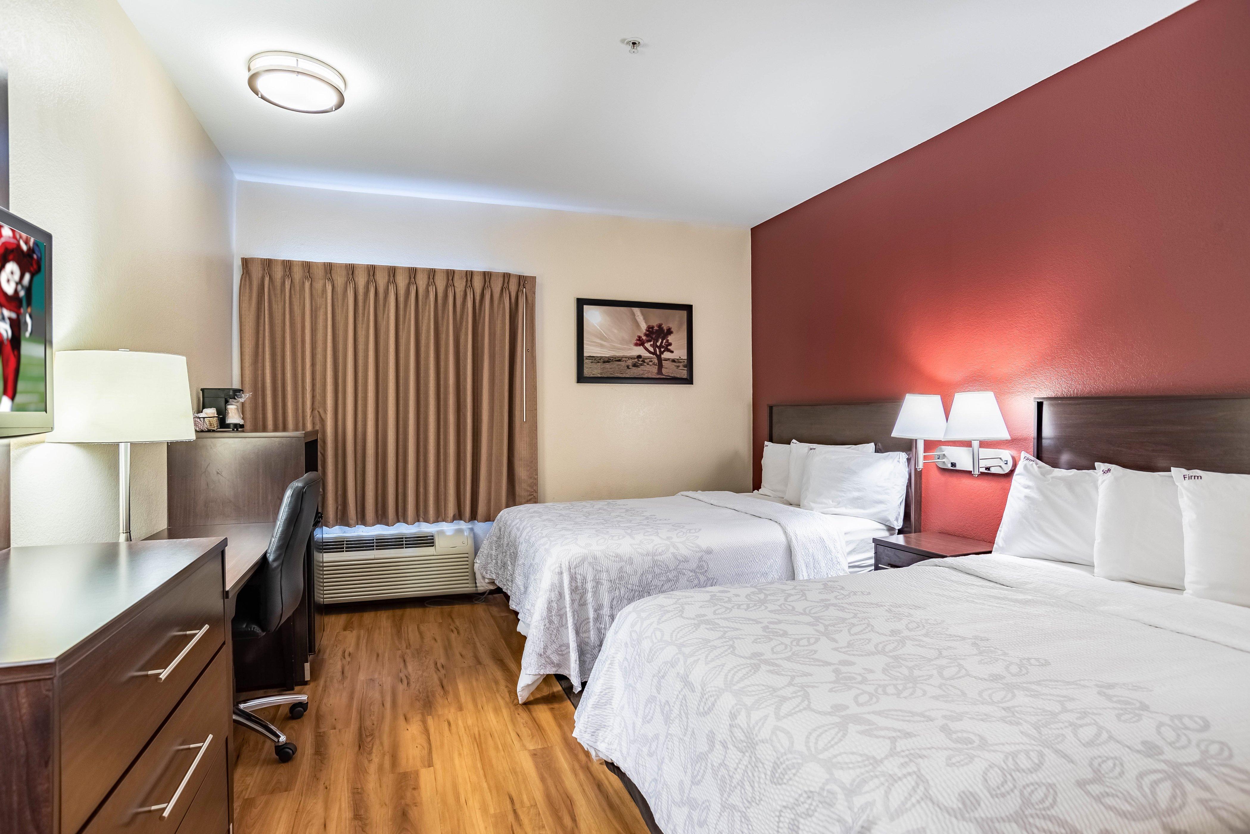 Red Roof Inn Plus Raleigh Downtown Ncsu Conv Center מראה חיצוני תמונה