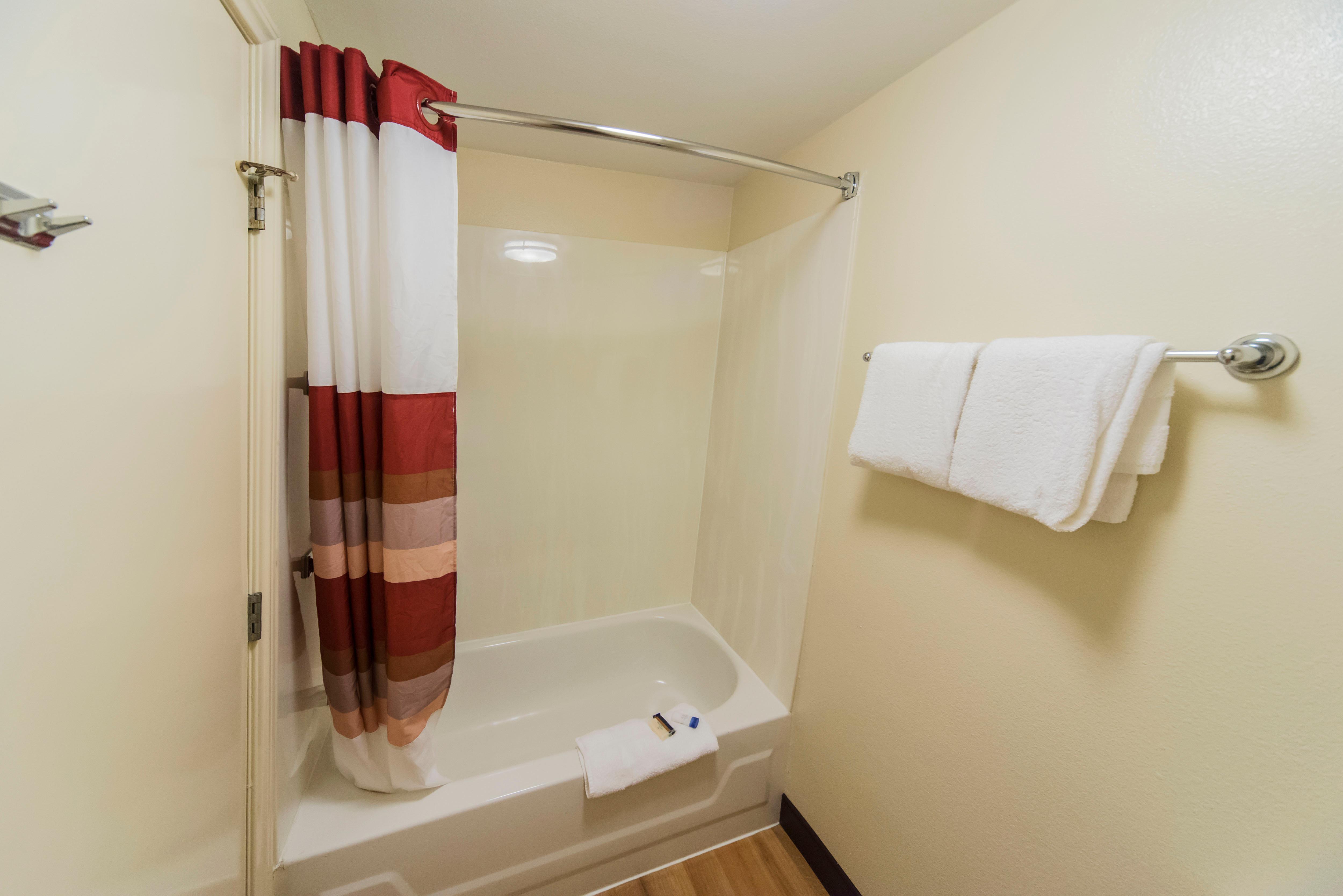 Red Roof Inn Plus Raleigh Downtown Ncsu Conv Center מראה חיצוני תמונה