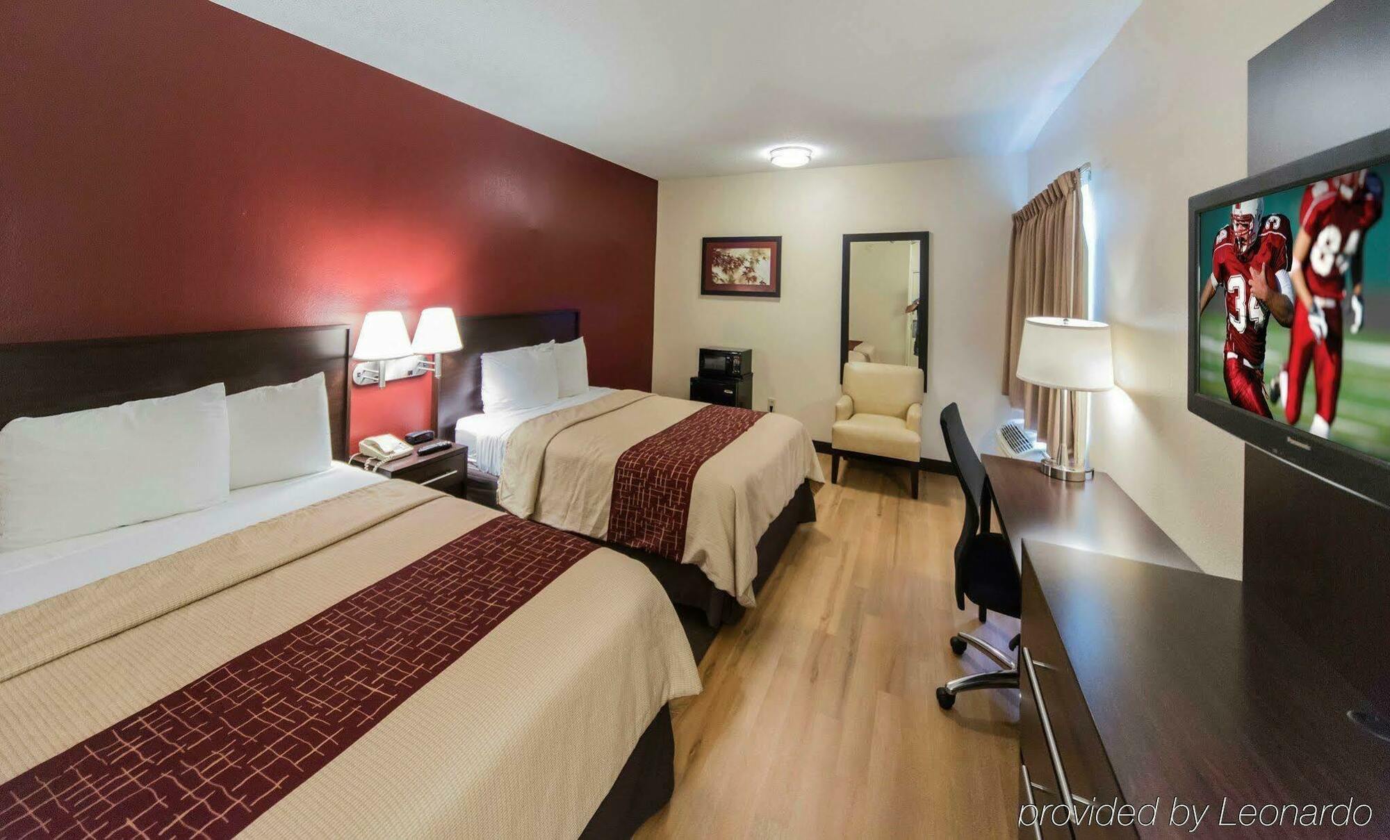 Red Roof Inn Plus Raleigh Downtown Ncsu Conv Center מראה חיצוני תמונה