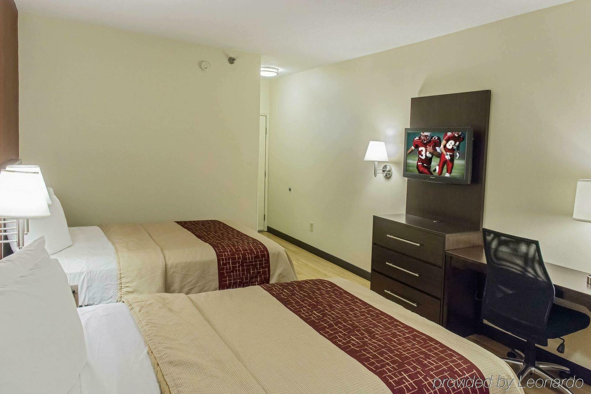 Red Roof Inn Plus Raleigh Downtown Ncsu Conv Center מראה חיצוני תמונה